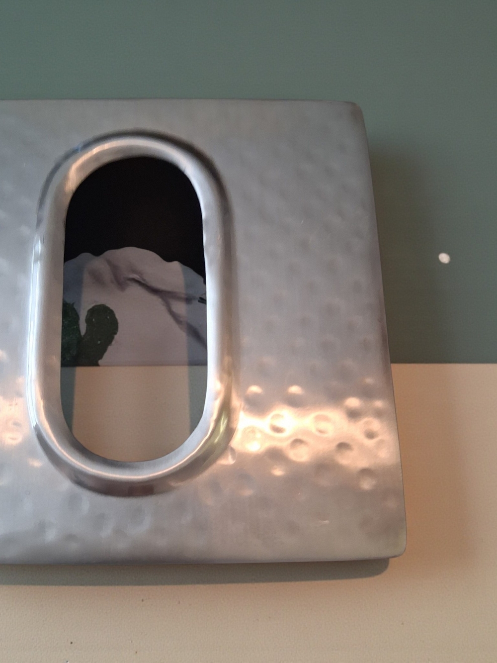 Stainless Steel hand-hammered square tissue box cover - Picture 3 of 5